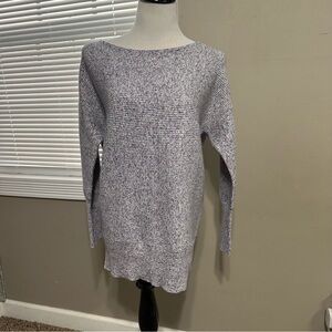 Ivanka‎ Trump women’s size large cotton cable knit  scoop neck sweater